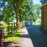 Otel Stableside At Racecourse 3*