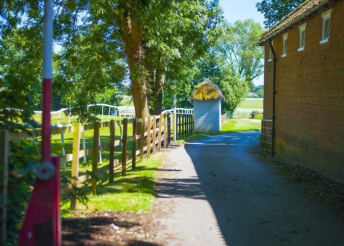 Hotel Stableside At Racecourse 3*