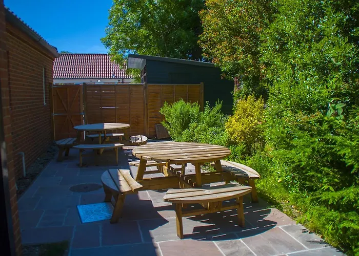 Stableside At Racecourse Hotel