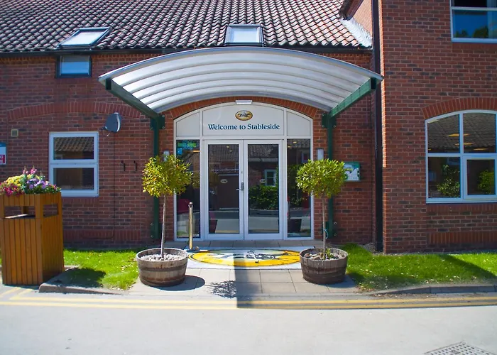 Stableside At Racecourse 3* York