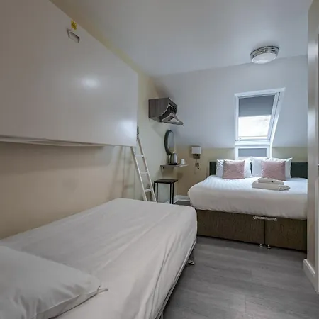 Hotel Stableside At Racecourse 3*