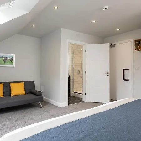 Stableside At Racecourse 3* 约克