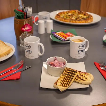 Stableside At Racecourse 酒店 约克