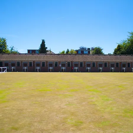 Stableside At Racecourse 3* 约克