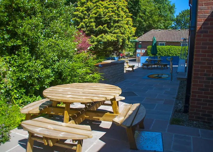 Stableside At Racecourse 3*