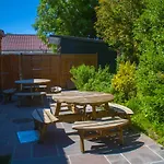 Stableside At Racecourse Hotel