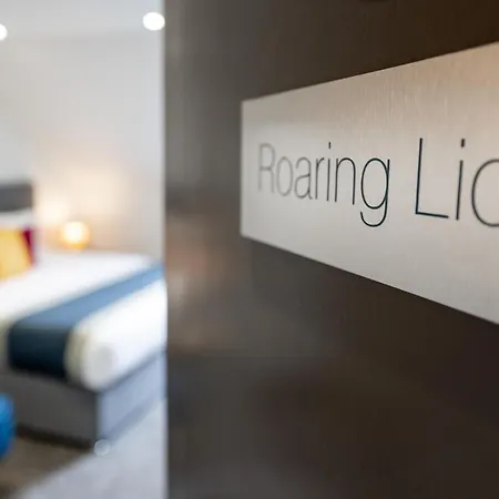 Hotel Stableside At Racecourse York