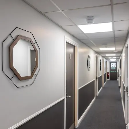 Stableside At Racecourse 酒店 3*