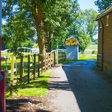Hotell Stableside At Racecourse 3*
