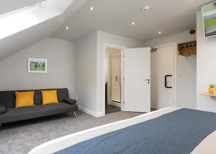 Stableside At Racecourse 3* York